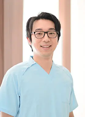町田駅前矯正歯科 院長 渡邉博人
